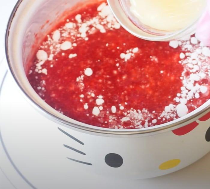 strawberry mousse ingredients