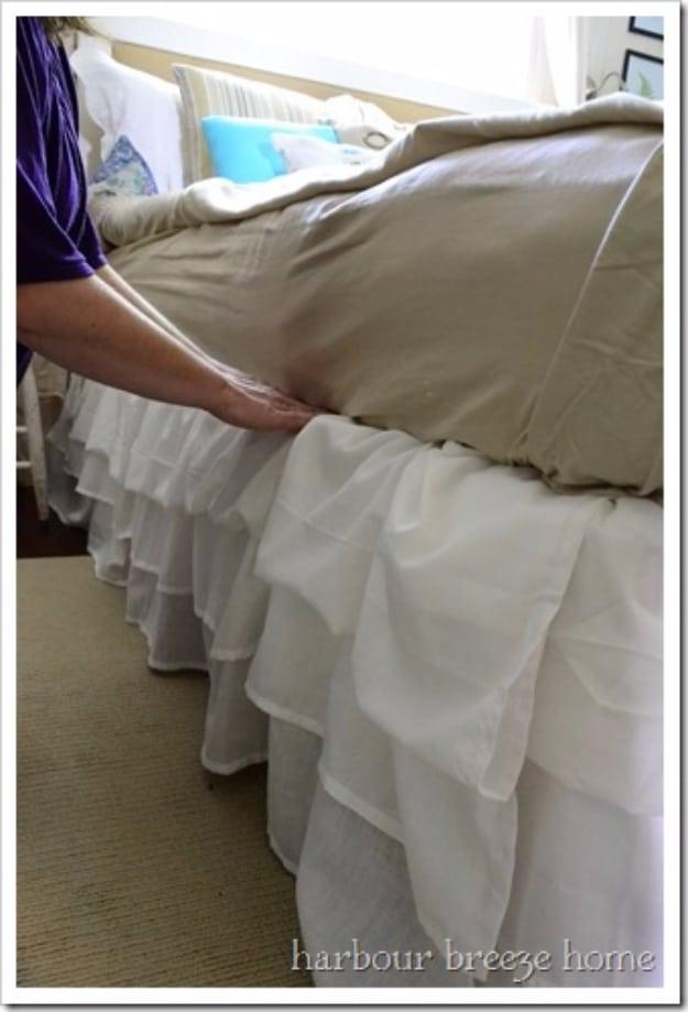 Shabby Chic Decor and Bedding Ideas - Ruffled Bedskirt - Rustic and Romantic Vintage Bedroom, Living Room and Kitchen Country Cottage Furniture and Home Decor Ideas. Step by Step T