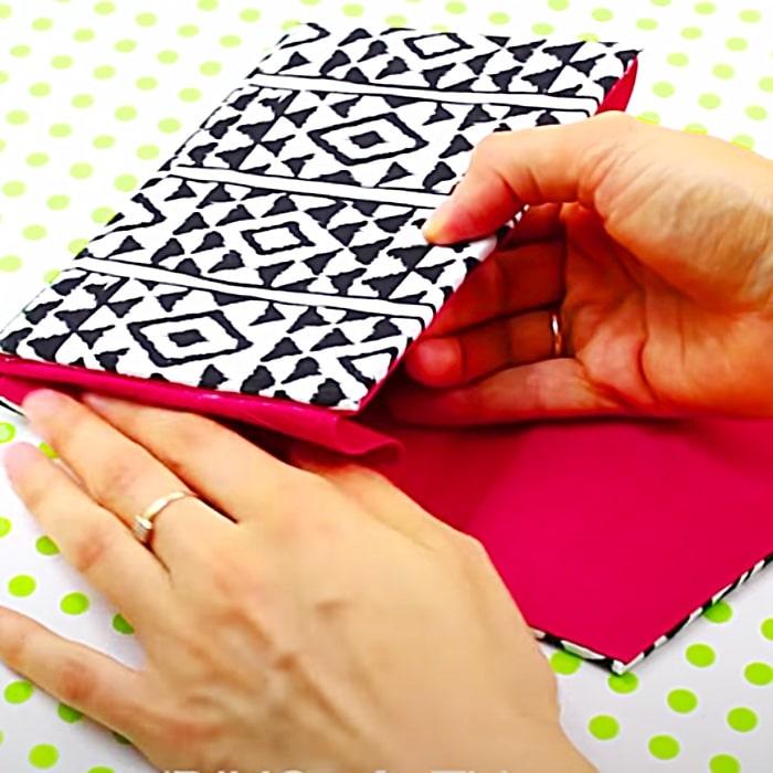 DIY No Sew Clutch Bag - DIY Fashion - How To Make A Clutch Bag
