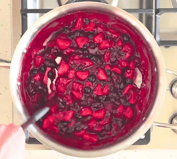 Easy Fresh Fruit Pie Recipe