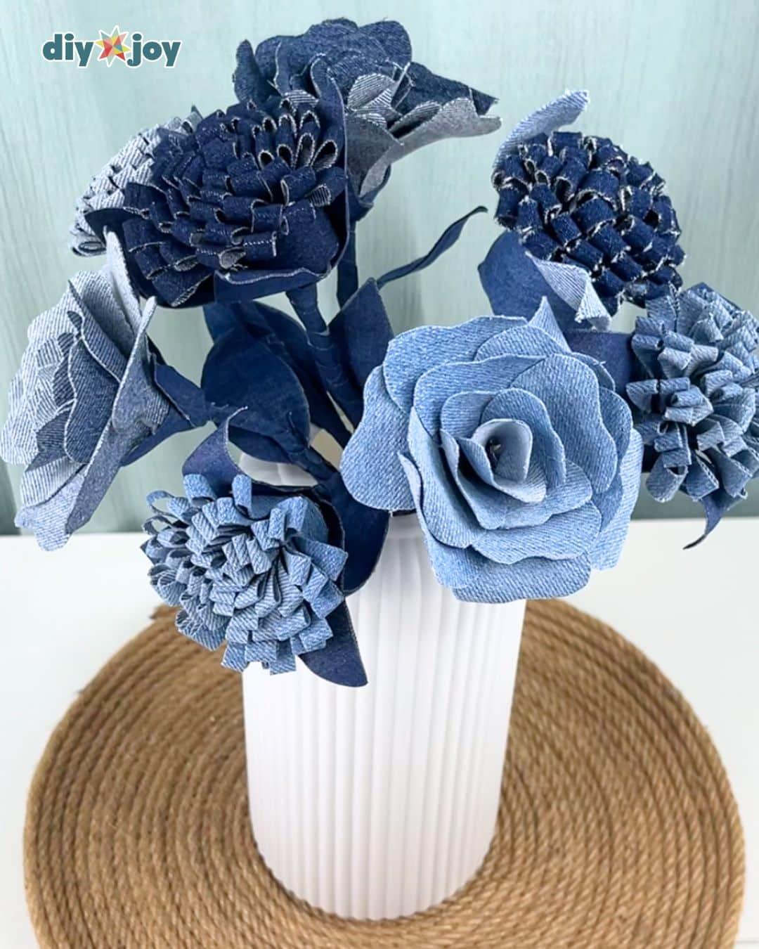 Denim Flowers From Old Jeans — what to do with denim flowers