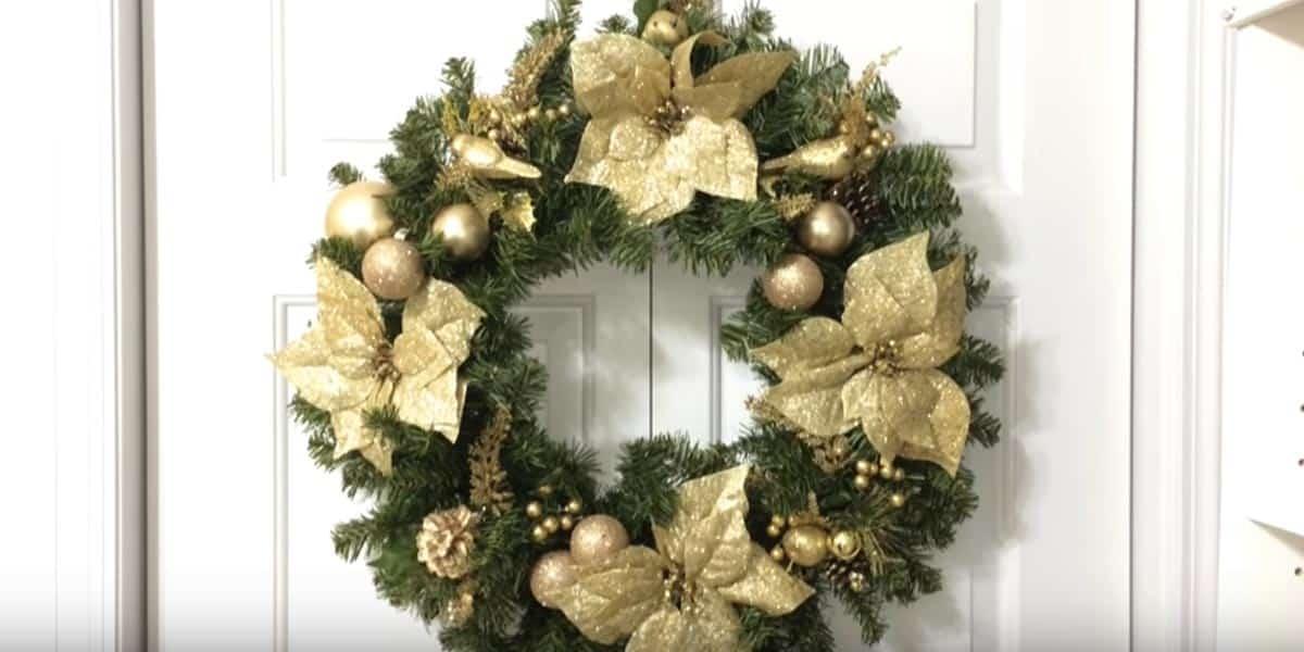 She Needed To Save Money So She Made A Wreath With Dollar Tree Things (Beautiful!)
