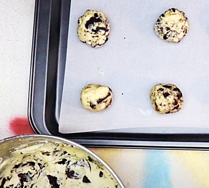 Bake Cookies And Cream Cheesecake Cookies On Parchment Paper