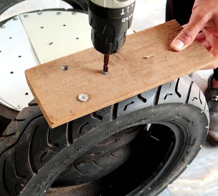 Easy Tire Planter Project Idea