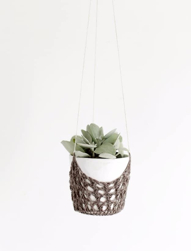 DIY Crochet Hanging Planter, quick enough to finish before nap time and a sweet way to personalize a plain space
