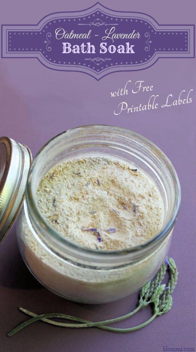Oatmeal lavender bath soak graphic, a mason jar of pale oat powder with fresh lavender sprigs and the recipe title set above
