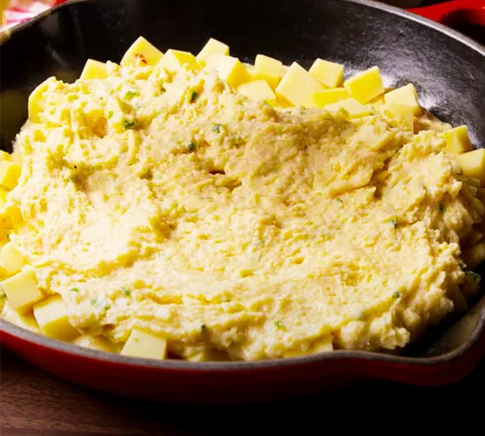 Bread Recipes - Delish Recipes - Cast Iron Skillet cornbread Recipe