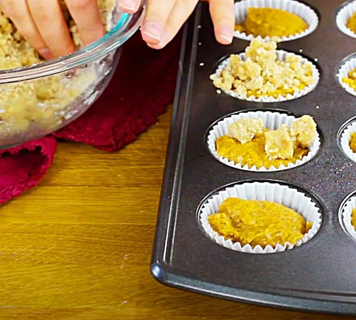 Homemade Pumpkin Muffins - How To Glaze Muffins - Streusel Topping For Pumpkin Muffins