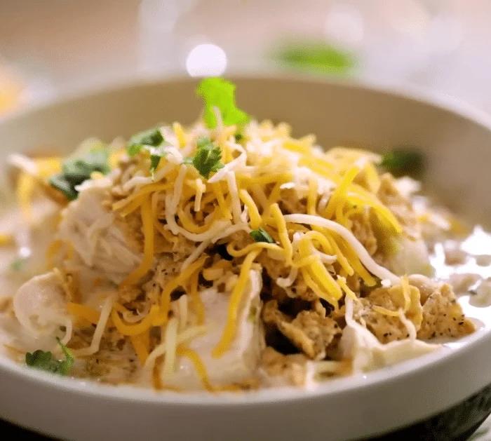 How to Make Creamy White Chicken Chili