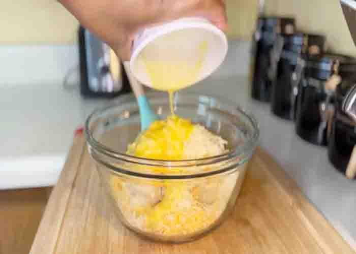 Making the loaded mashed potato puffs mixture