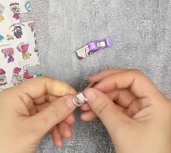 How to sew a mini fabric pouch