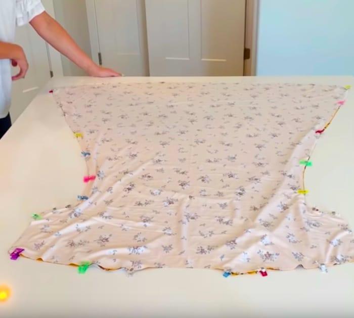 Make a cheap and beautiful dress out of fabric