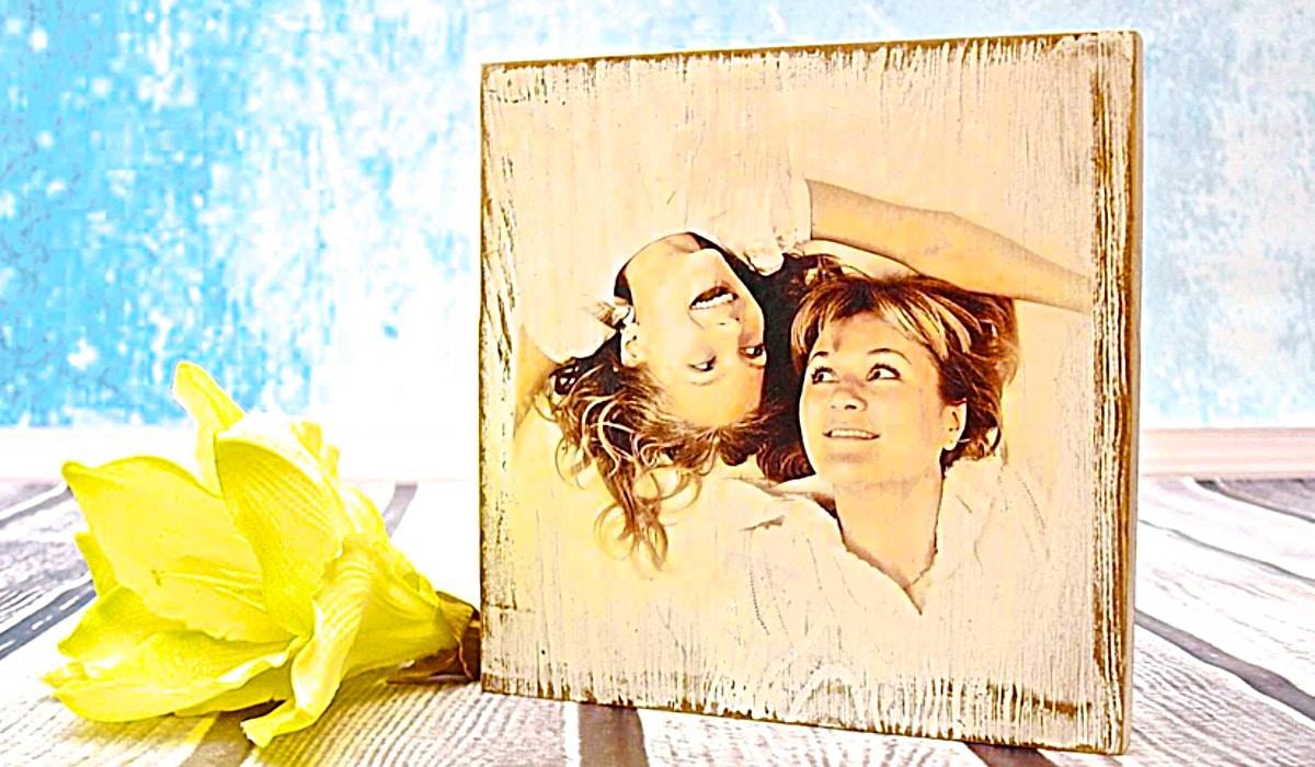 How To Make a Photo Transfer On Wood