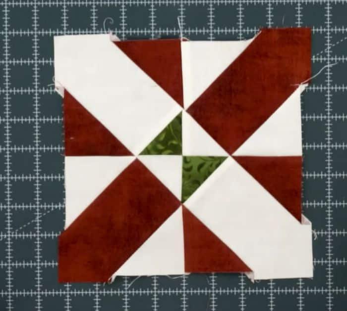 How to Make Disappearing Four Patch Weave