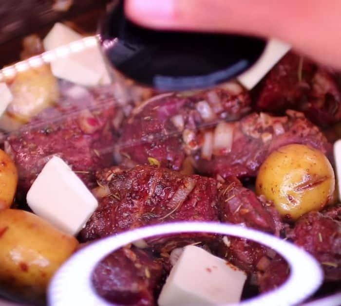 Easy Crockpot Beef and Potatoes Recipe