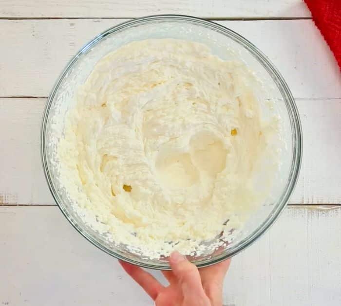 5-Ingredients Strawberry Icebox Cake Recipe