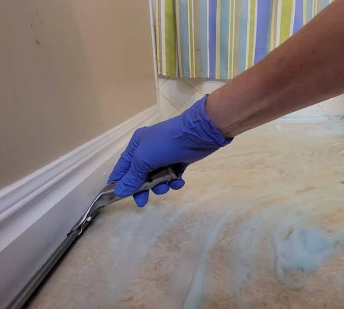 Easy Shaving Foam Cleaning Tips and Hacks