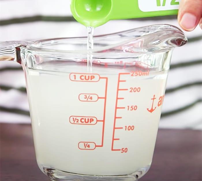 Easy Ways To Make Hand Sanitizer - DIY Natural Sanitizer - Homemade Hand Sanitizer