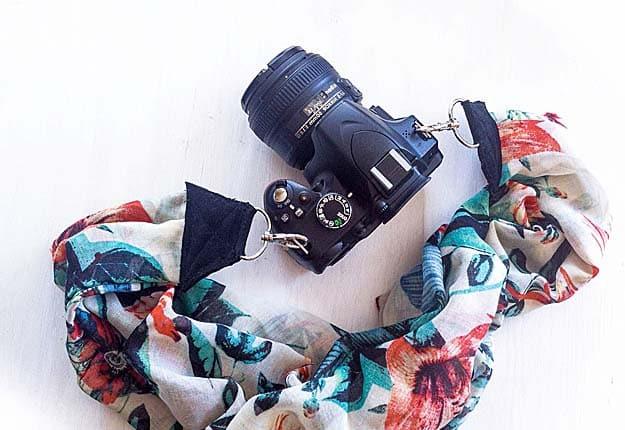 Fun DIY Projects for Teen Girls to Make - Sewing Tutorial for DIY Camera Strap - DIY Projects & Crafts by Sueeye #diy #quickcrafts #crafts #easycraftss
