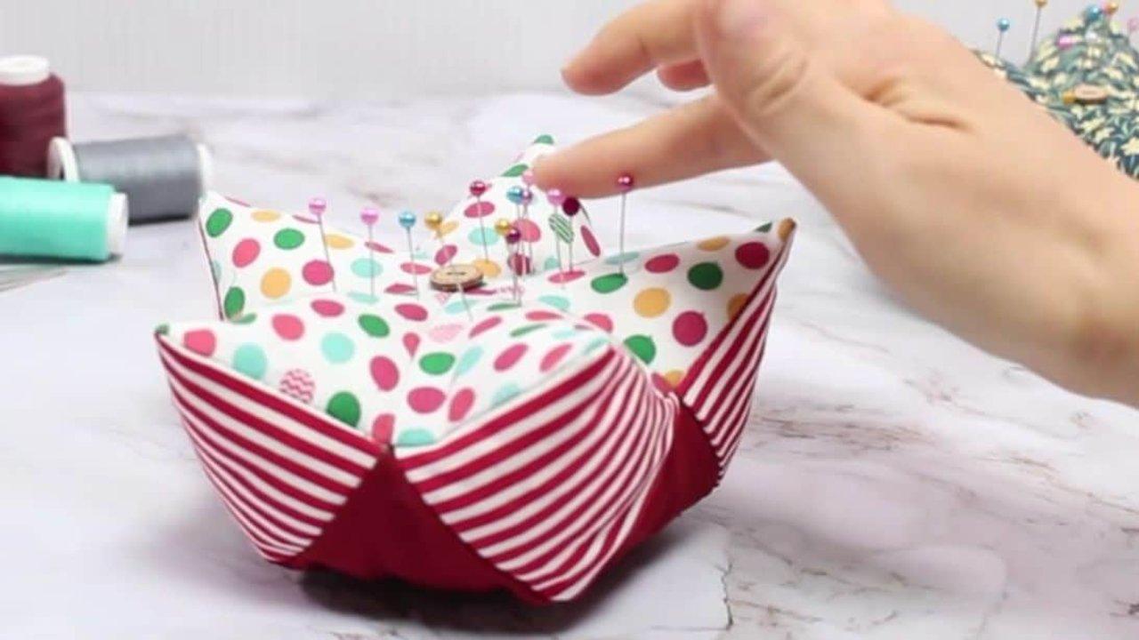 How to make DIY Star Pincushion