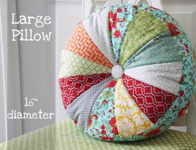 DIY Pillows and Creative Pillow Projects - DIY Sprocket Pillows Tutorial - Decorative Cases and Covers, Throw Pillows, Cute and Easy Tutorials for Making Crafty Home Decor - Sewing