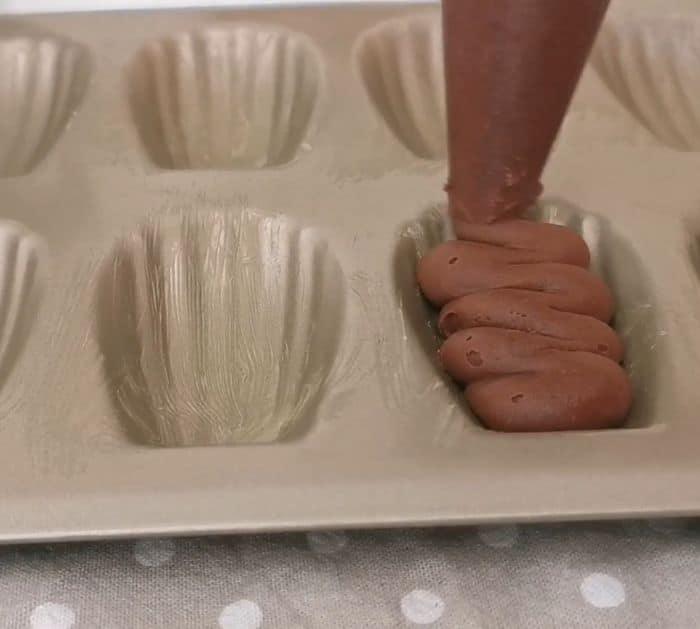 How to Make Chocolate Madeleines