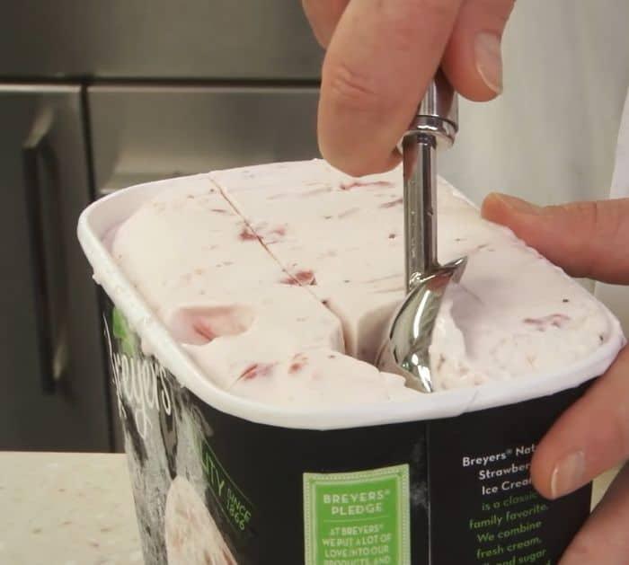 Easy Way to Scoop Ice Cream