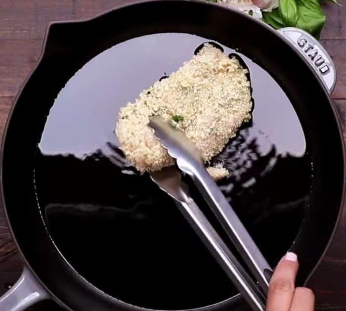 Easy Baked Chicken Parmesan Recipe