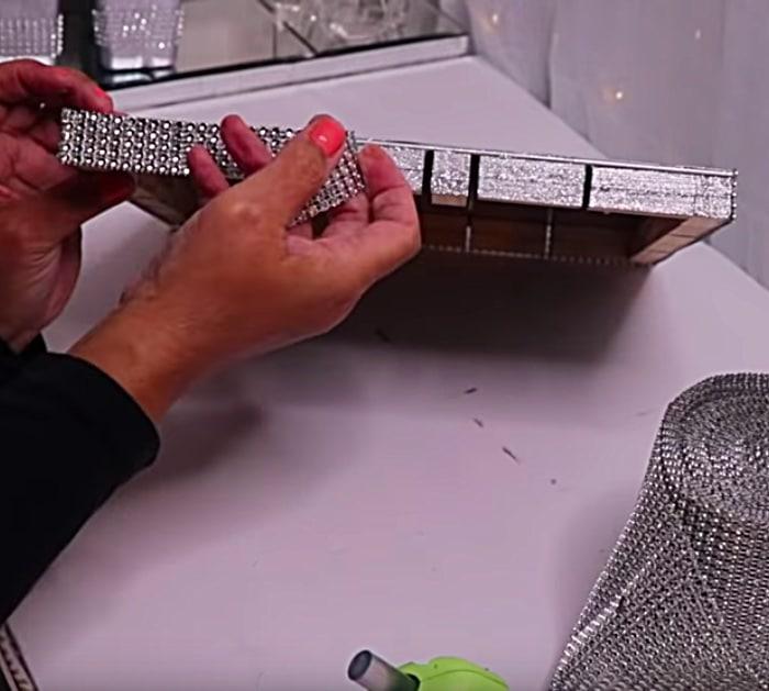 Make a DIY Bling Mirror From A Placemat