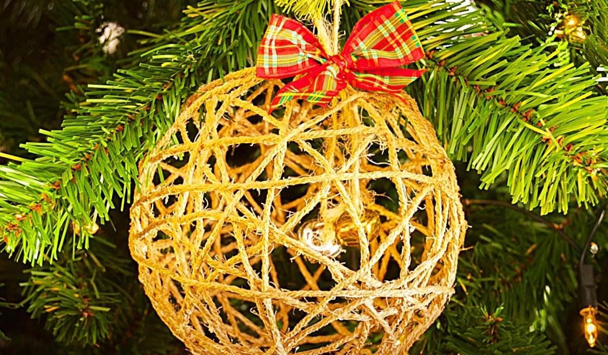 How To Make A Farmhouse Twine Christmas Ornament
