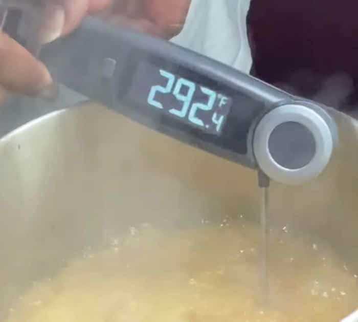 How to Make a Classic Peanut Brittle