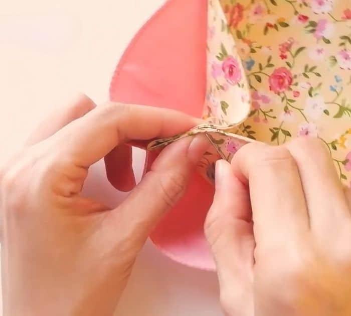 How to Make a Fabric Flower Tray