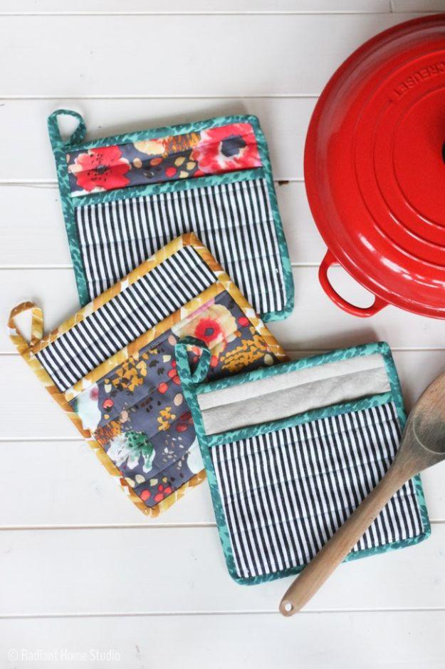 DIY Sewing Projects for the Home - Sew a Simple Potholder for Your Kitchen - Easy DIY Christmas Gifts and Ideas for Making Kitchen, Bedroom and Bathroom Decor - Free Step by Step T