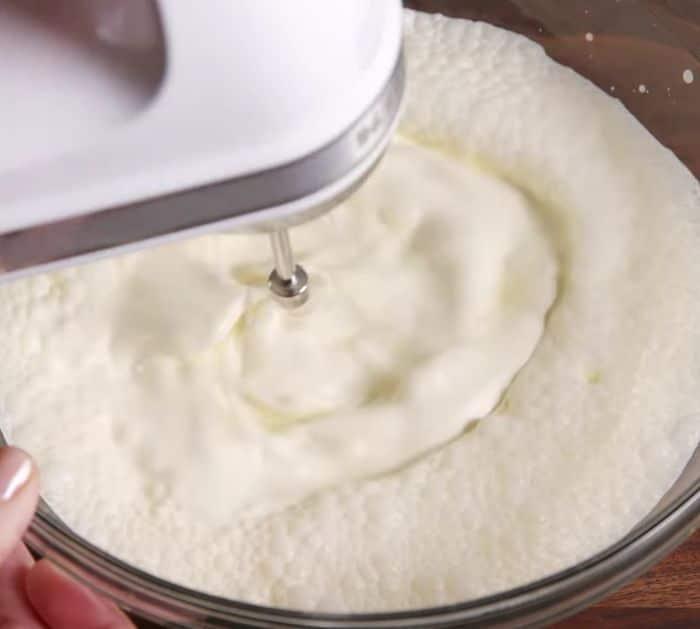 Easy to Make Creamy Banana Pudding