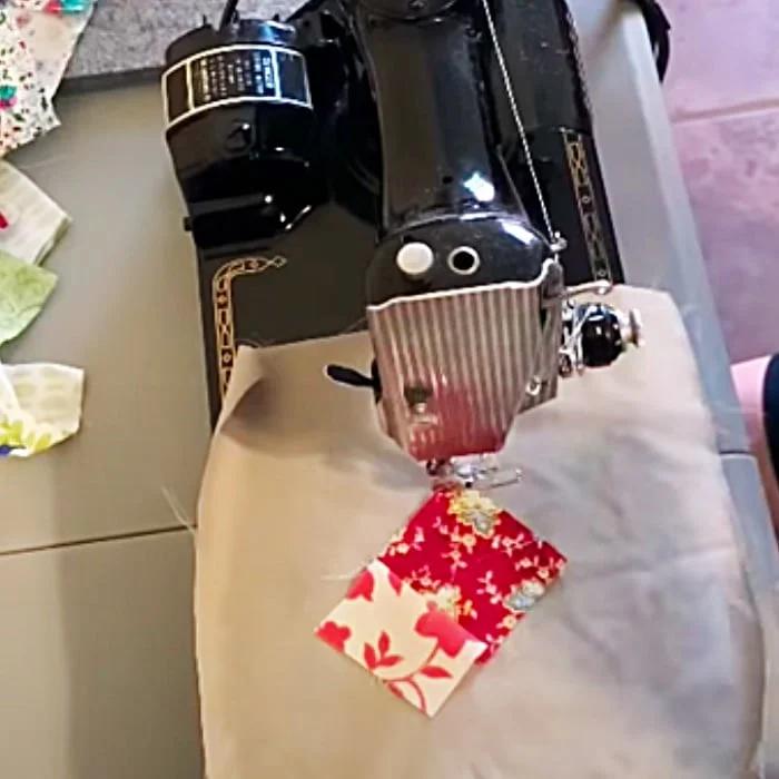 How To Make A Quick Scrappy Quilt Block - Easy Quilt Block Pattern - Easy Quilting Ideas