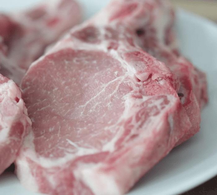 Ingredients for Pan-Fried Pork Chops