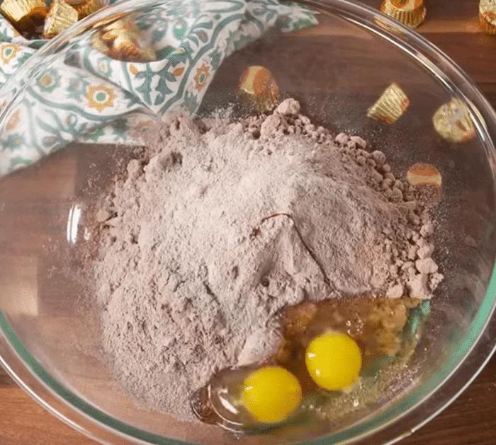 How to Make Reese's Bundt Cake