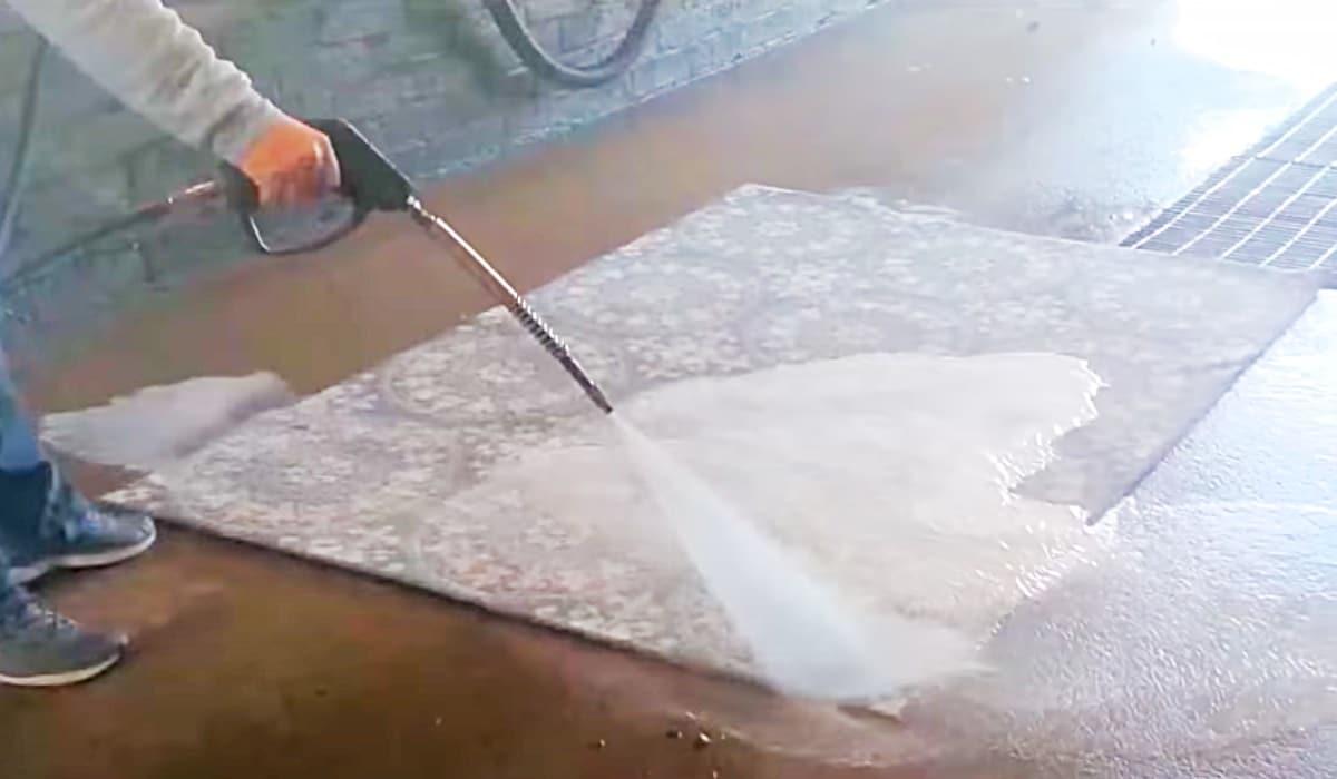 How To Easily Clean An Area Rug At The Car Wash