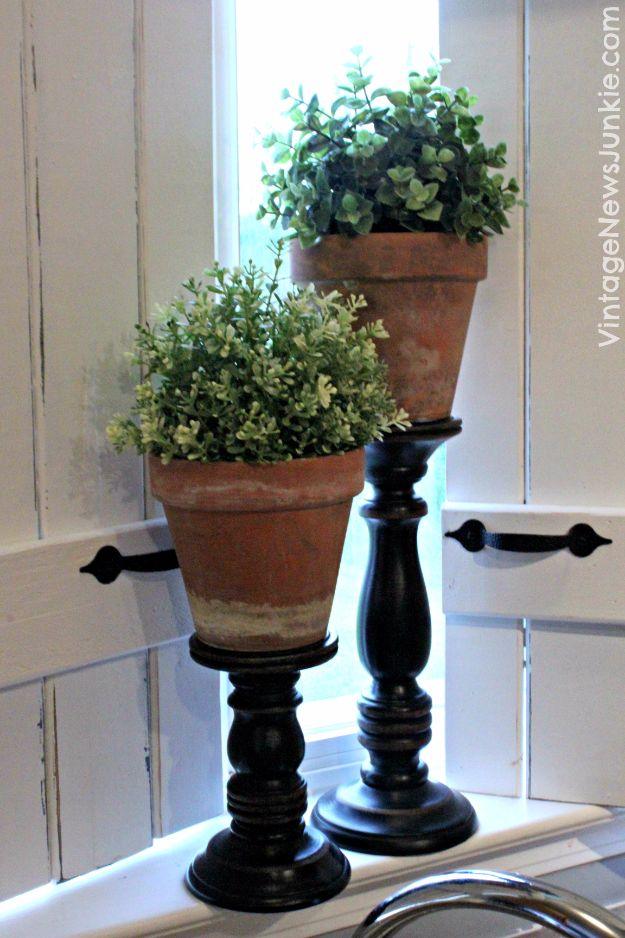 DIY Topiary Centerpiece, a home decor craft, easy to fit into a free afternoon and an idea worth saving for later