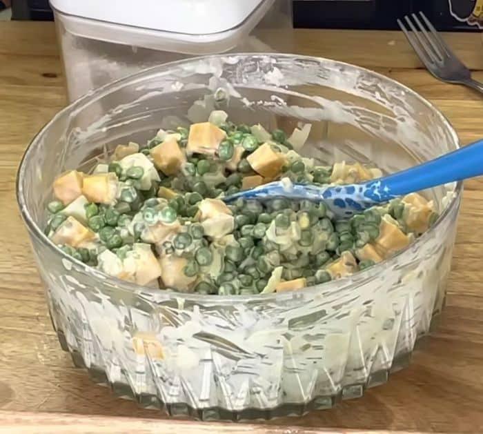 How To Make Old-School Southern Pea Salad