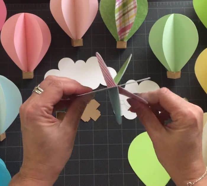 DIY Paper Hot Air Balloons Tutorial
