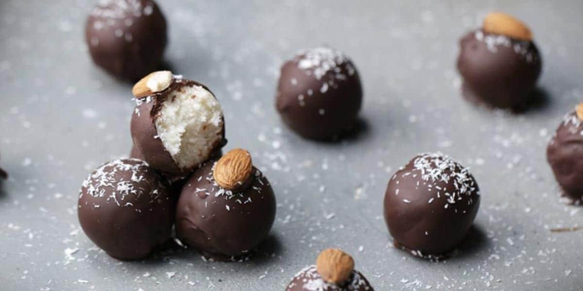 Chocolate Coconut Almond Balls Are Ridiculously Easy To Make — Great Last Minute Treat (Delicious!)