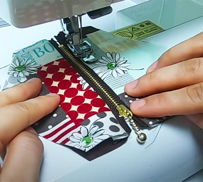 How To Make An Earphone Pouch - Beginner Friendly Sewing Tutorial
