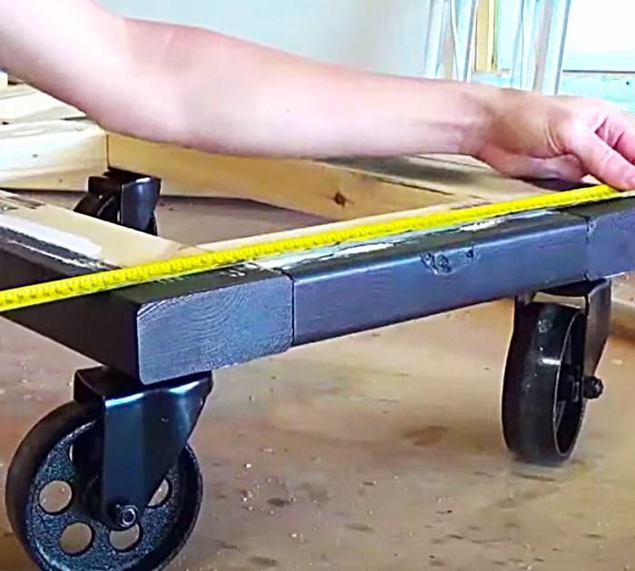 Make A Wooden Wagon With Wheels - DIY Wagon For Fall - How To Build A Wagon