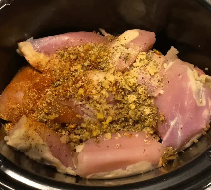 How to Make Crockpot Lemon Butter Chicken