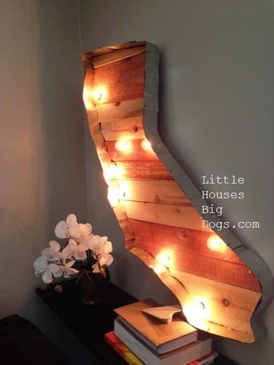 State Wood Marquee, a fun state craft worth making to show some hometown pride and a favorite pick from this roundup