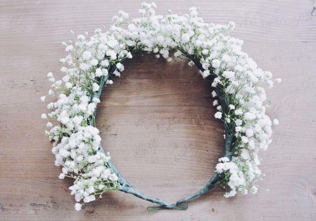 Baby's Breath Flower Crown, simple to scale up or down as the layout allows and a result sturdy enough for daily use