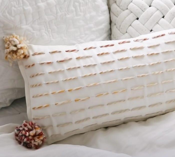 DIY Anthropologie Throw Pillows | DIY Hacks