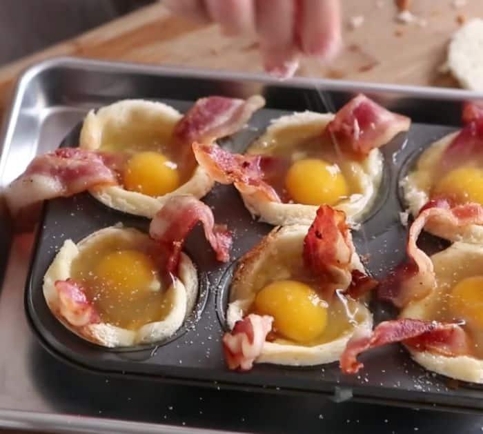 Bacon Egg Toast Cups Ingredients