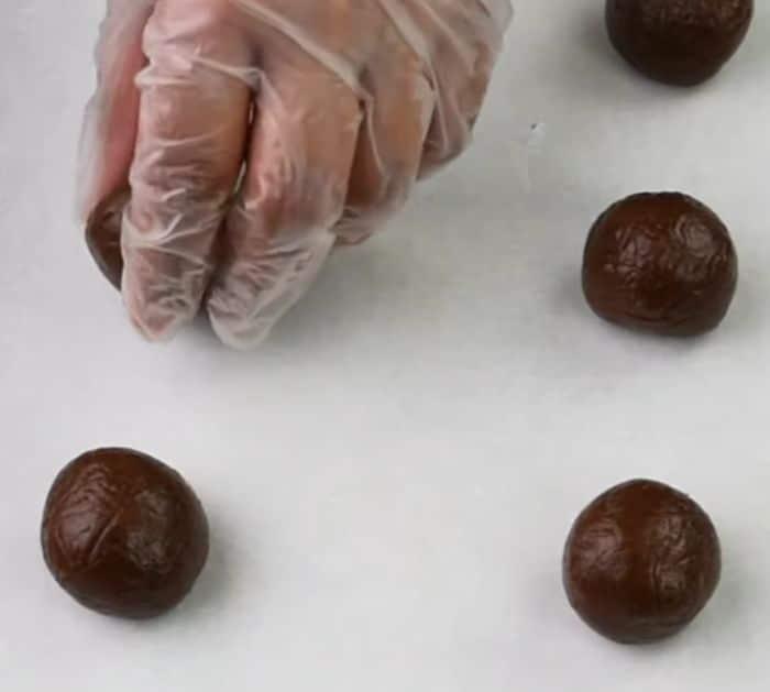 Easy Chocolate Peanut Butter Cookies